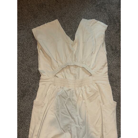 Patagonia Cream Organic Cotton Short Sleeve Roaming Jumpsuit M - Picture 5 of 5